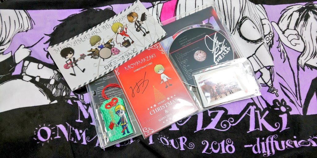 グッズ展開
